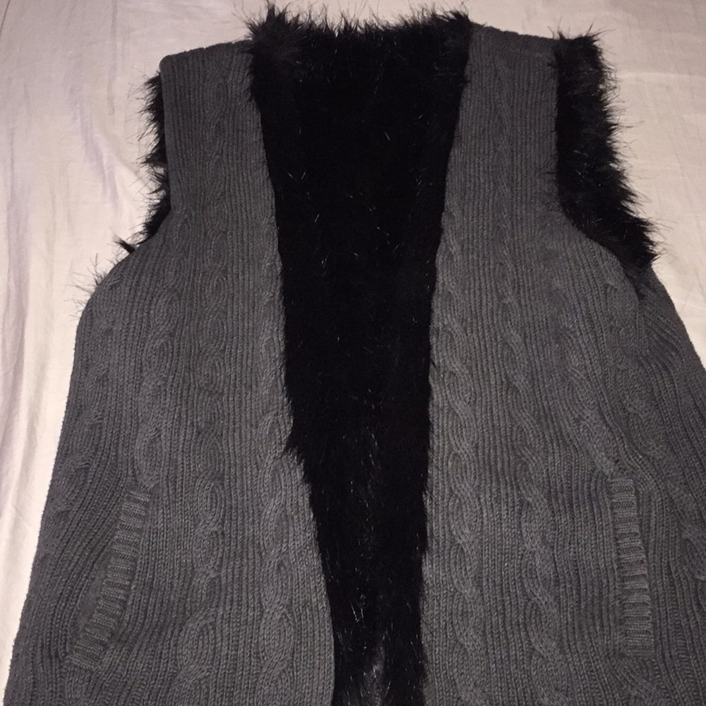 Vest - Picture 2 of 2